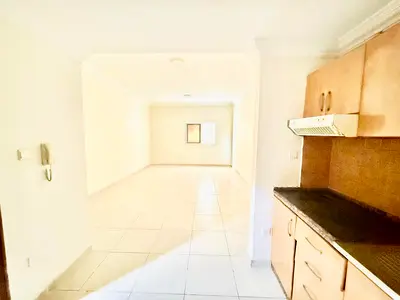 Spacious Studio Apt Next to Muwelaih bus station 25k only Family Bld Madina supermarket 4 cheques payment Maintenance Free central Ac Central Gas