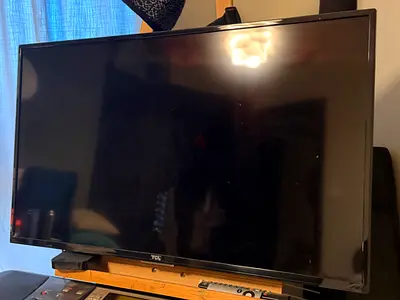 TCL 40-43 inch Flat Panel TV - Good Working Condition