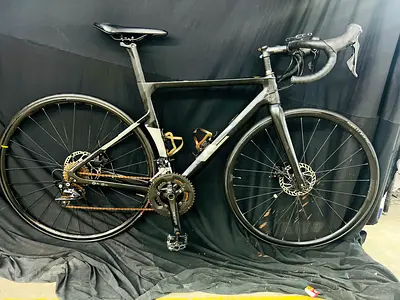 Road bike Java carbon