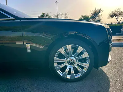 2021 ROLLS-ROYCE GHOST — фото 7