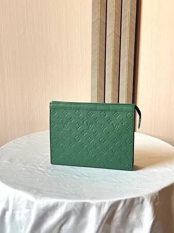 Louis Vuitton Pouch For Men’s