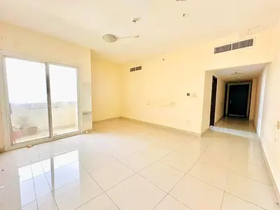 20 days free maintenance free like brand new apartment fully family building Ready to move