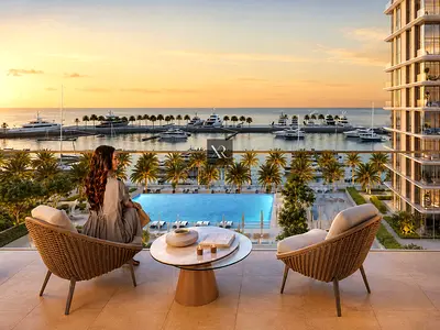 WATERFRONT APARTMENT | HIGH FLOOR | MARINA VIEW