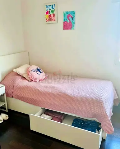 Malam double size bed 140/200cm bed with 2 storage drawers underneath and Ikea mattress is available