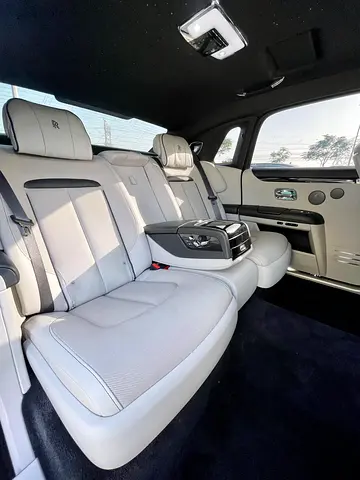2021 ROLLS-ROYCE GHOST — миниатюра 11