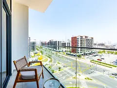 Zen Condo With Burj Khalifa View In Vibrant City