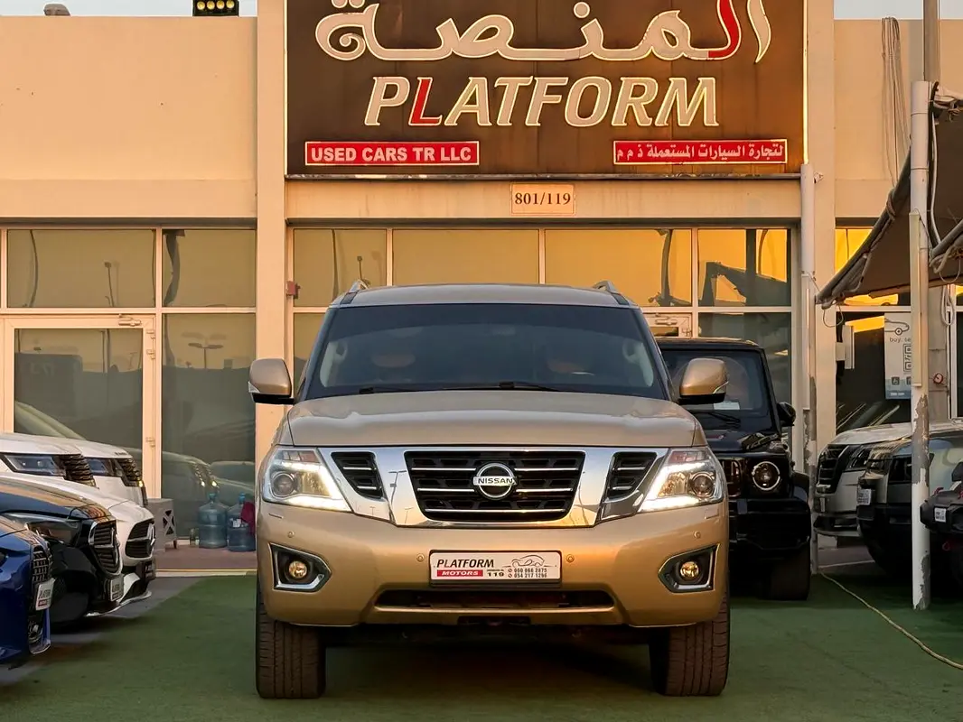 Nissan Patrol 2014 — photo 1 of 20