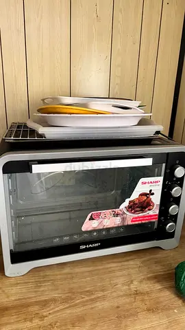 Sharp countertop oven in good condition