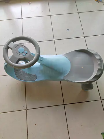 Baby Wiggle Car