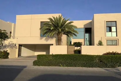 Spacious 5 Bedroom | Urgent Sale | Inquire Now