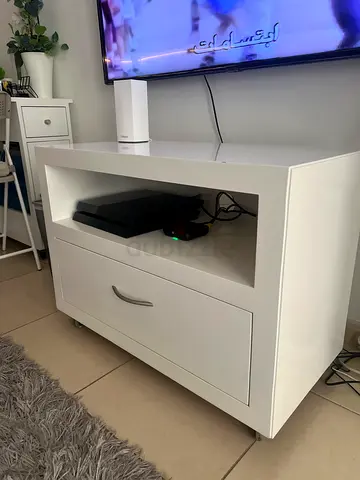 TV Unit with Drawer and Wheels
