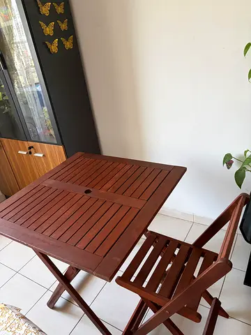 Foldable table with 4 chairs for sale