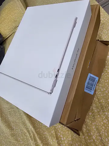 Apple macbook air 13 inch 16gb 512gb box sealed pack