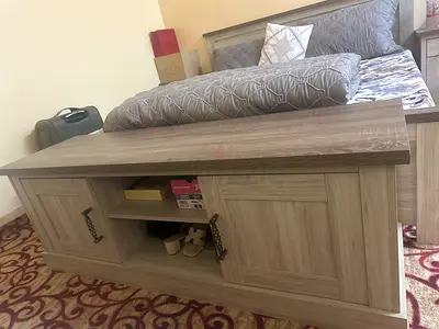 Solid wood storage tv table with cabinets — good condition tv cabinet