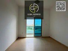 Spacious 2BR | Open Palace View | Closed Kitchen