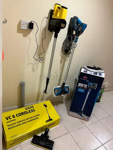 Bundle-Karcher vacuum and steam cleaner