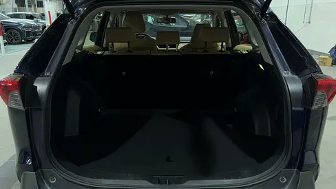 2025 Toyota RAV 4 thumbnail 11