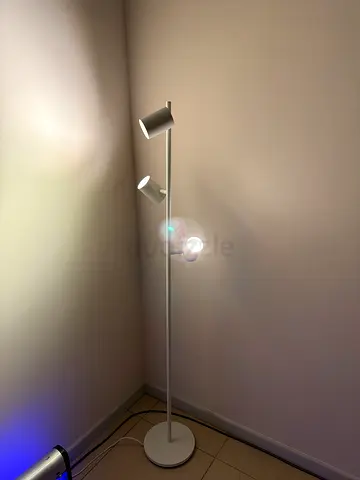 White adjustable 3-head floor lamp, modern LED spotlights