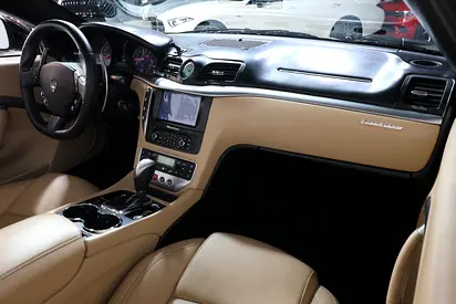 صورة 16 لـ 2015 Maserati GRANCABRIO