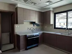 READY TO MOVE -FREE HOLD - MORTGAGE APPROVED