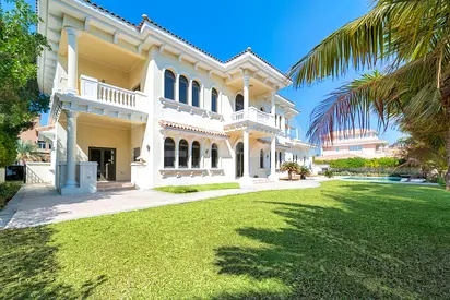 SEA VIEW | LANDSCAPED GARDEN | HUGE VILLA | VACANT