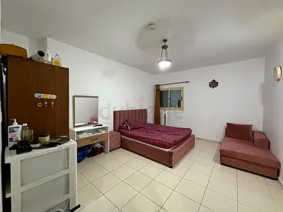 Private Room for Single Executive Male