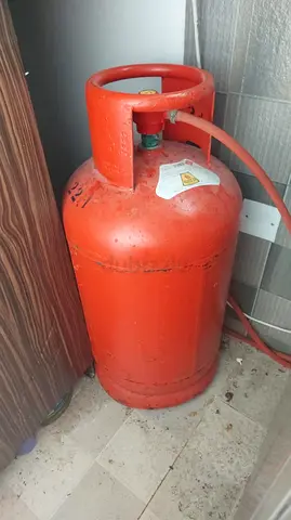22kg LPG Gas Cylinder with regulater (Used) -dubai empty