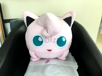 Pokémon Jigglypuff 16” Plush Toy