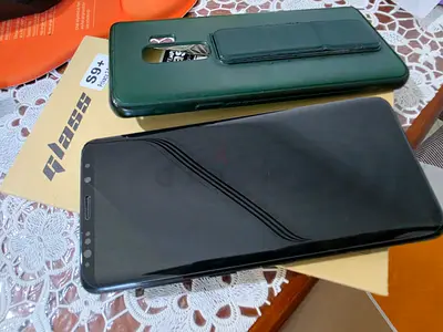Samsung Galaxy S9 Plus (64GB) - Midnight Black