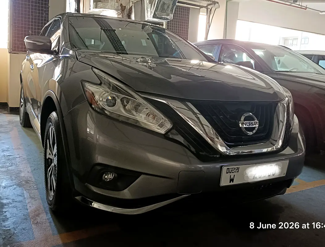 Nissan Murano 2023 — photo 1 of 15