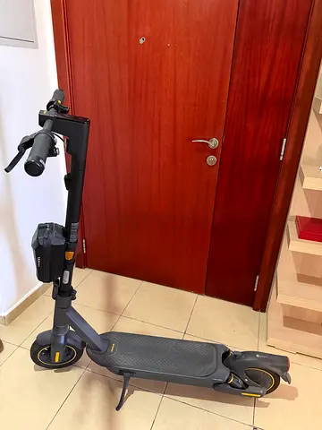 Segway Max G2 Electric Scooter High
Performance 50 Km Long Range