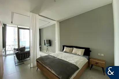 Luxurious Studio | Vacant Unit | Furnished