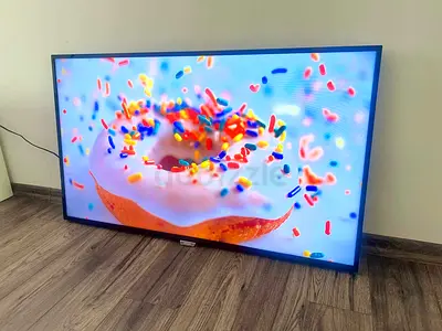 Philips 48-inch TV - Good Condition