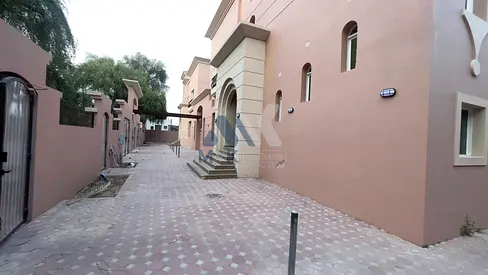 Spacious Villa / 4 Payments / Multiple Options