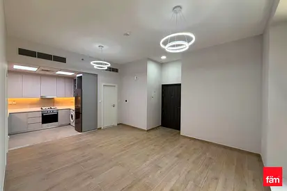 Heart of the City | New Apartment | High Floor