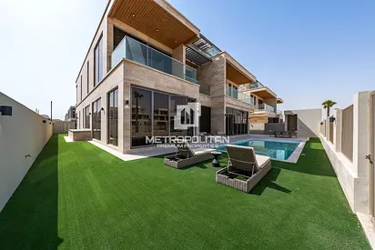 Luxury Mansion | Lagoon Front | larg plot