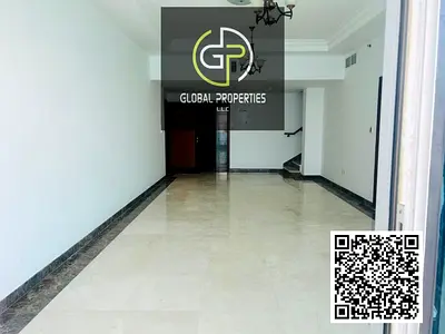 Spacious Ocean View 3BHK Duplex For Rent.