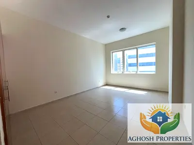 2 BEDROOM | CLOSE KITCHEN | BALCONY | CHILLER FREE