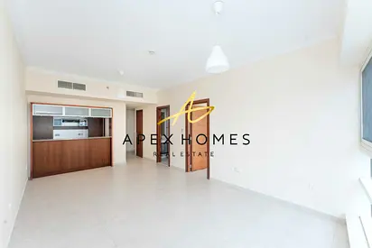 Unfurnished| Marina View | Chiller Free| Opp Beach
