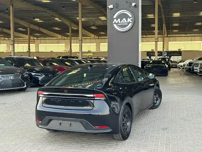 2025 Toyota PRIUS 照片 3