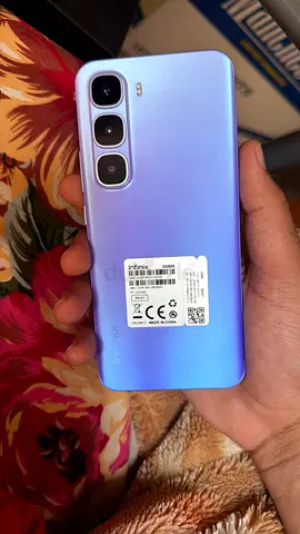 Infinix hot 60 pro +8+8gb Ram 256gb        Brand new 15 June i buy 10 days igo complete box