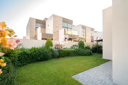 Corner Plot | Back to Back | Mortgage Eligible