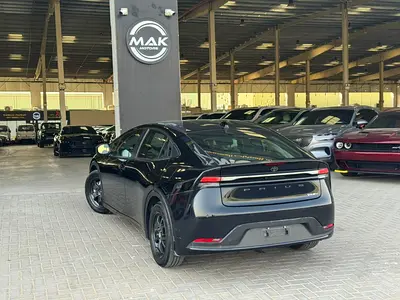 2025 Toyota PRIUS 照片 4