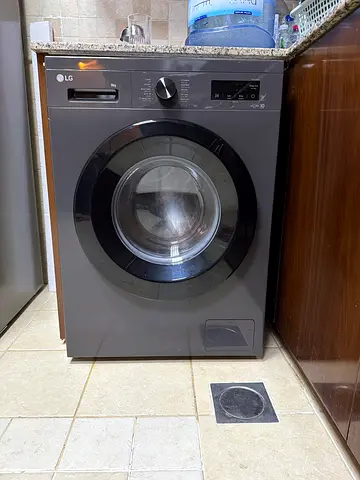 LG Front Load Washing Machine - Good Working Condition