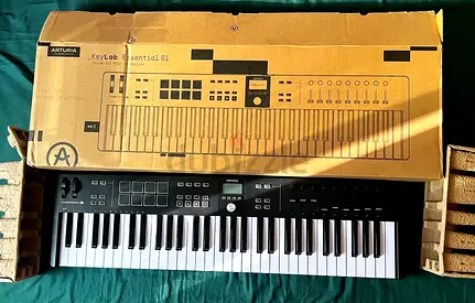 ARTURIA  KeyLab Essential 61 midi key