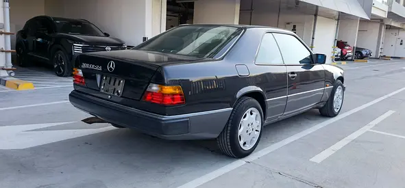 صورة 5 لـ 1991 Mercedes-BENZ E-CLASS