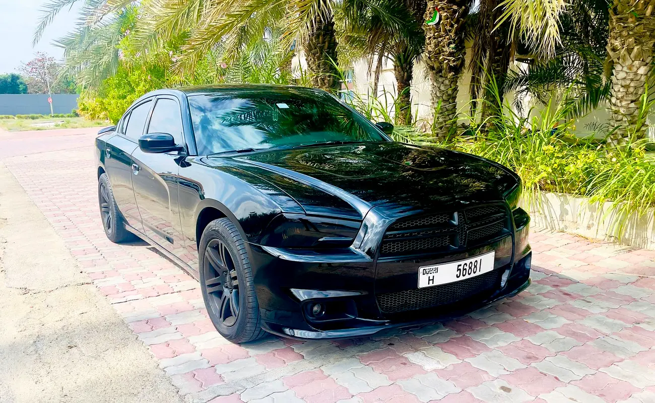 Dodge Charger 2014 — photo 1 of 4