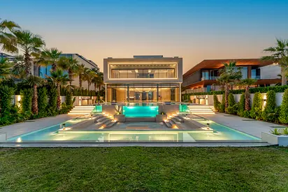 Bespoke Beachfront Living at Bay Azure