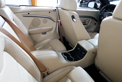 صورة 18 لـ 2015 Maserati GRANCABRIO