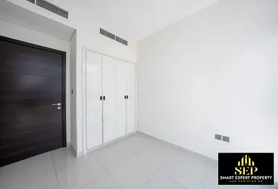 Ready to Move In | Vacant 3BR Townhouse | Spacious